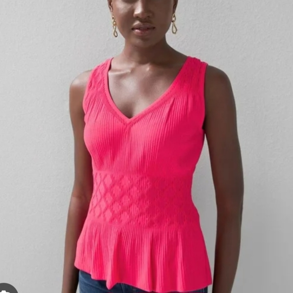 White House Black Market Pink V-Neck Knit Peplum Tank